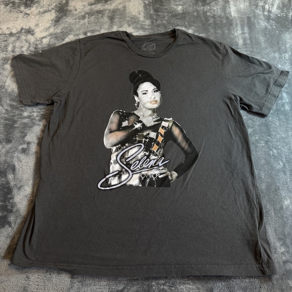 Selena Official Merchandise Graphic T-shirt Womens XL Black Short Sleeve Tee